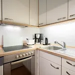 Seeweg 1 *